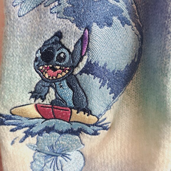 Disney Embroidered Lilo & Stitch 626 Surfing Watercolor Blues Hoodie Size 2X - Picture 6 of 11